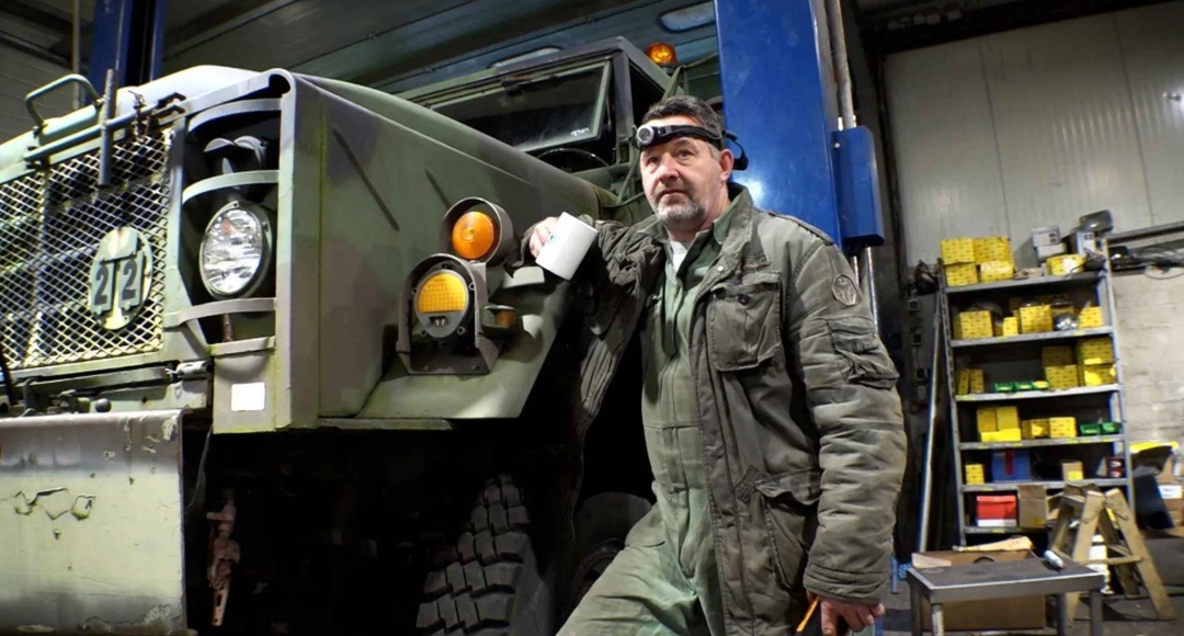 Perfect Original Photos about  Katastrophe Steel Buddies  as Your HD Pictures